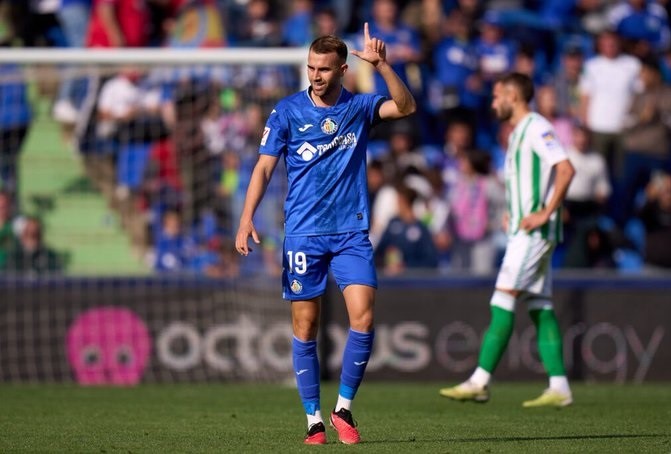 Borja Mayoral