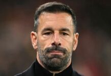 Ruud van Nistelrooy zaapelował do kibiców Leicester przed meczem z Arsenalem