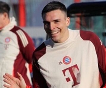 Piłkarz Bayernu dzieli się zdjęciami ze swoim nowonarodzonym synkiem