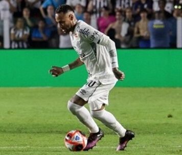 Neymar strzelił pierwszego gola i zanotował asystę dla Santosu