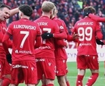 Polski miliarder chce kupić legendarny klub piłkarski