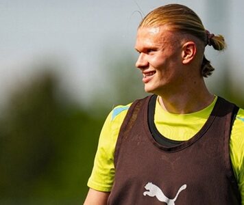 Erling Haaland pokazuje, jak pracuje na treningu Manchesteru City