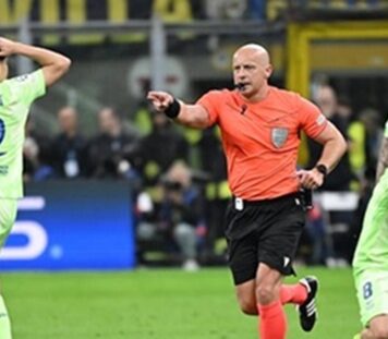 Flick niezadowolony z postawy sędziego Szymona Marciniaka w starciu z Interem