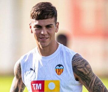 Duże zainteresowanie zawodnikiem Aston Villi