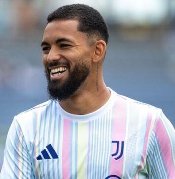 Manchester United zainteresowany podpisaniem kontraktu z Douglasem Luizem