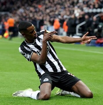 „Sroki” kontynuują presję na rynku transferowym