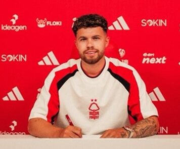 Obrońca przedłużył kontrakt z Nottingham Forest
