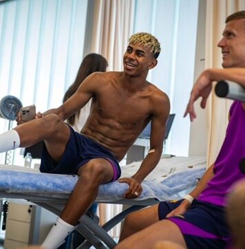 Hiszpan wrócił na boisko treningowe klubu po szalonych wakacjach