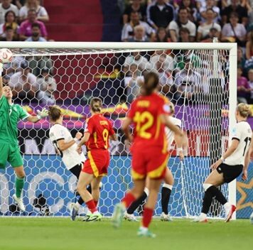 Rekordowa frekwencja na Mistrzostwach Europy Kobiet