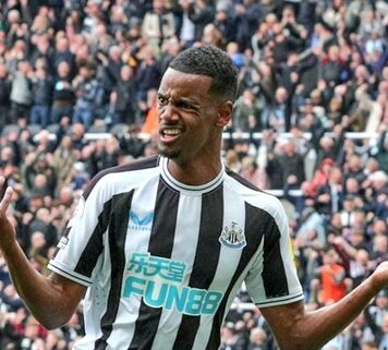 Napastnik Newcastle nadal sprawia kłopoty swojemu klubowi