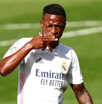 Manchester United planuje transferową bombę