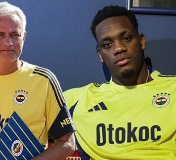 Mourinho krytykuje napastnika po odpadnięciu Fenerbahce z Ligi Mistrzów