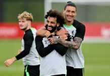 Salah żegna się z kolegą po jego przenosinach do Al Hilal