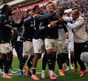 Aston Villa uniknęła antyrekordu Premier League