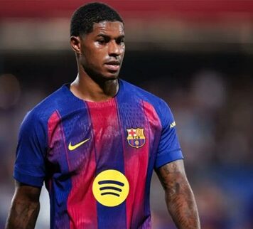 Rashford nie potrafi wykorzystać sytuacji sam na sam z bramkarzem