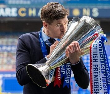 Steven Gerrard o krok od powrotu do Szkocji