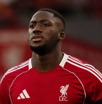 Gwiazda Madrytu chce, zagrać z nim w klubie